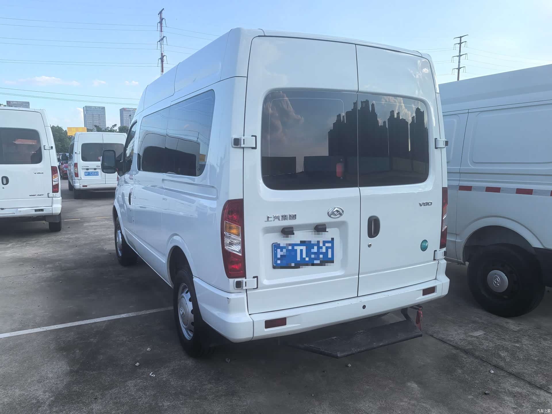 Maxus V80, 2024 4