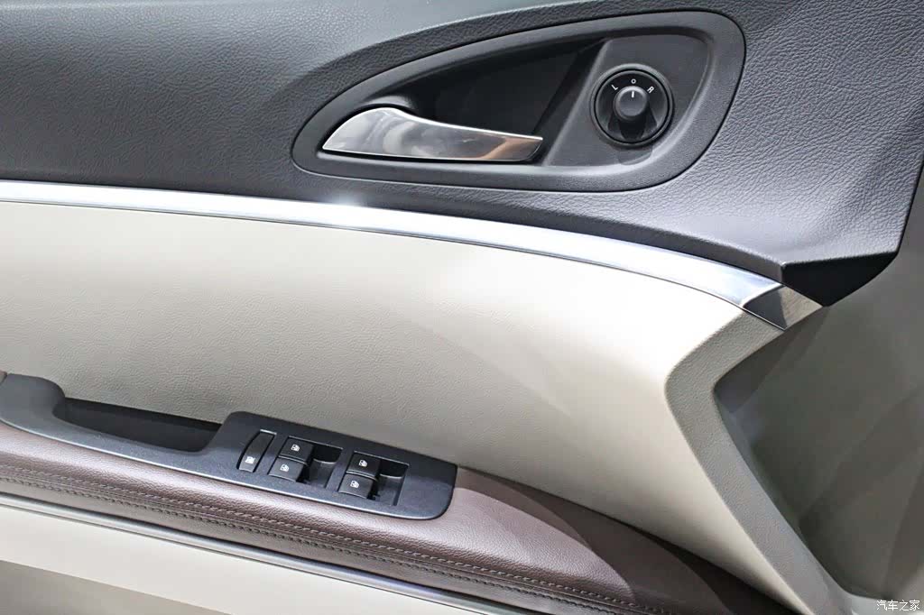Buick GL8, 2020 4