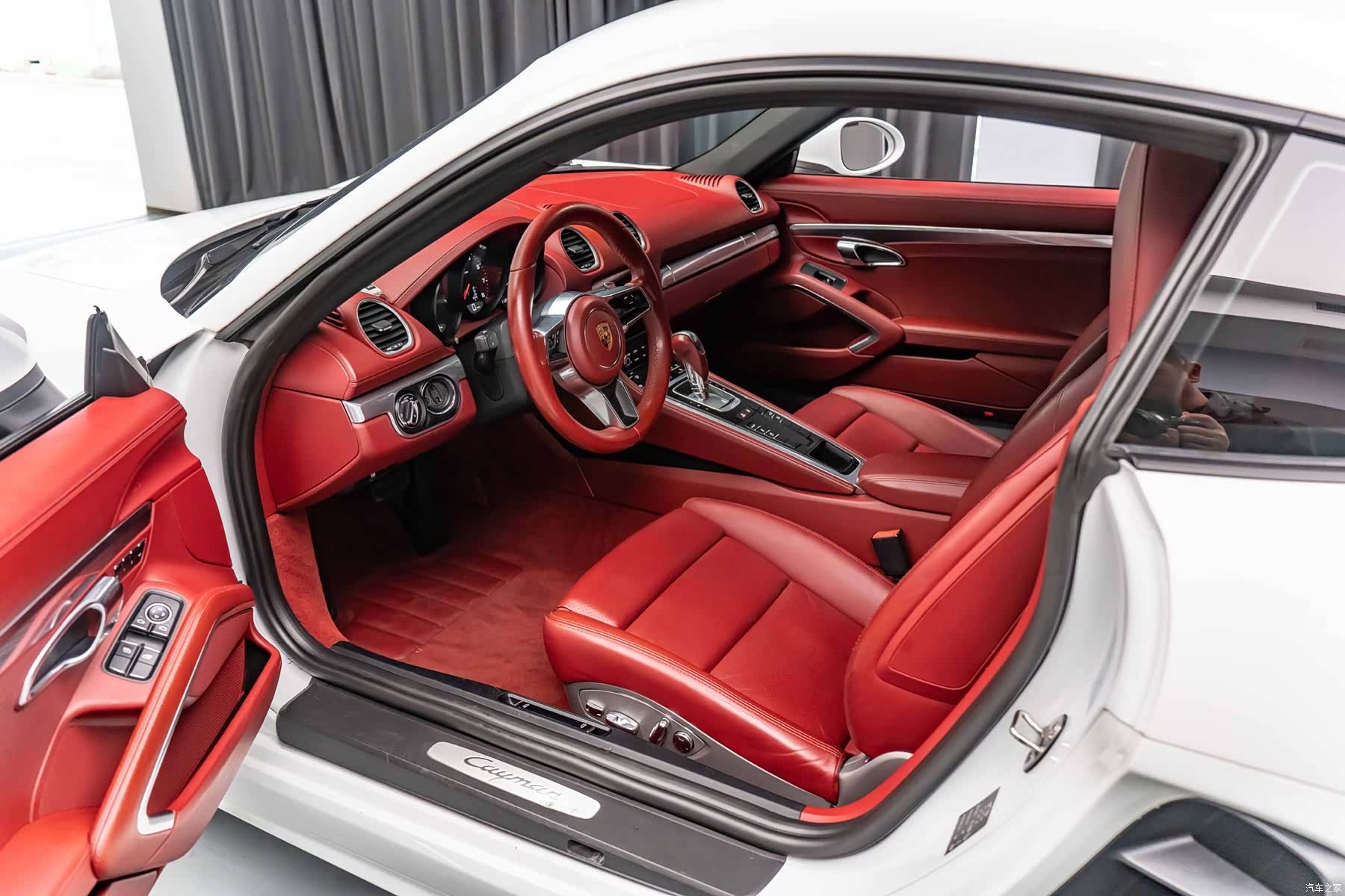 Porsche Cayman, 2018 7