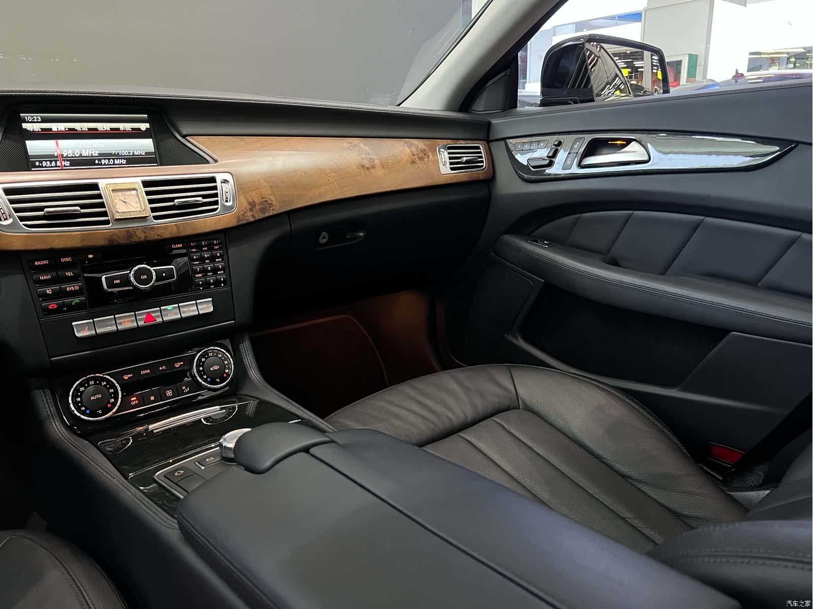 Mercedes-Benz CLS, 2014 23