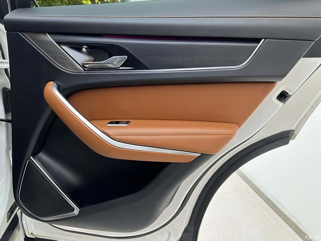 Jaguar F-PACE, 2023 20