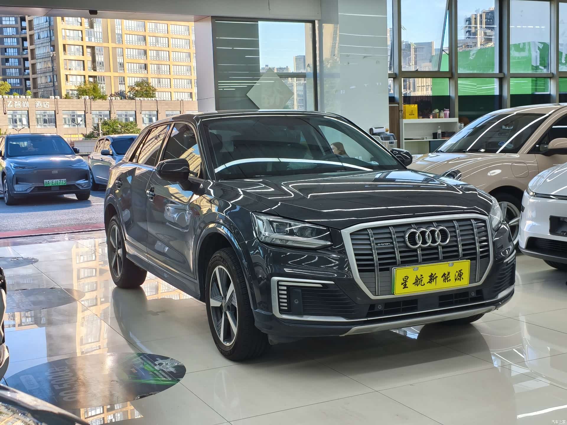 Audi e-tron, 2021 2