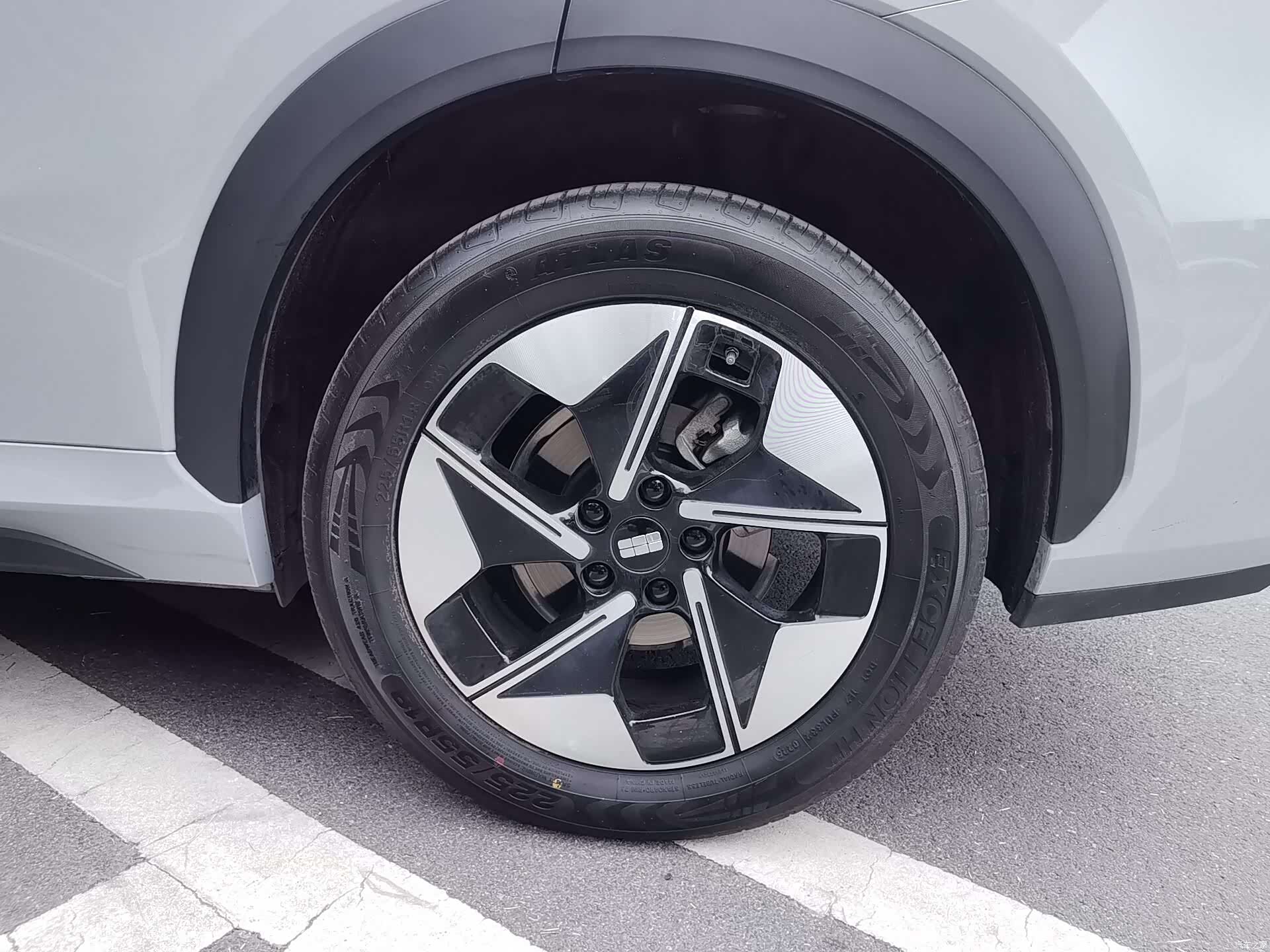 Geely Galaxy E5, 2025 16