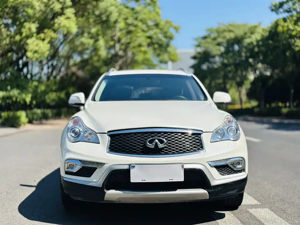 Infiniti QX50