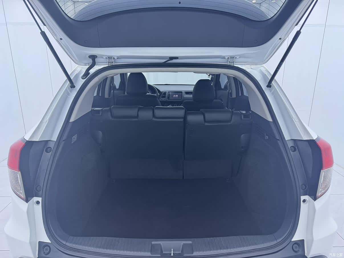 Honda Vezel, 2022 8