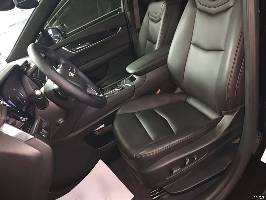 Cadillac XT6, 2022 15