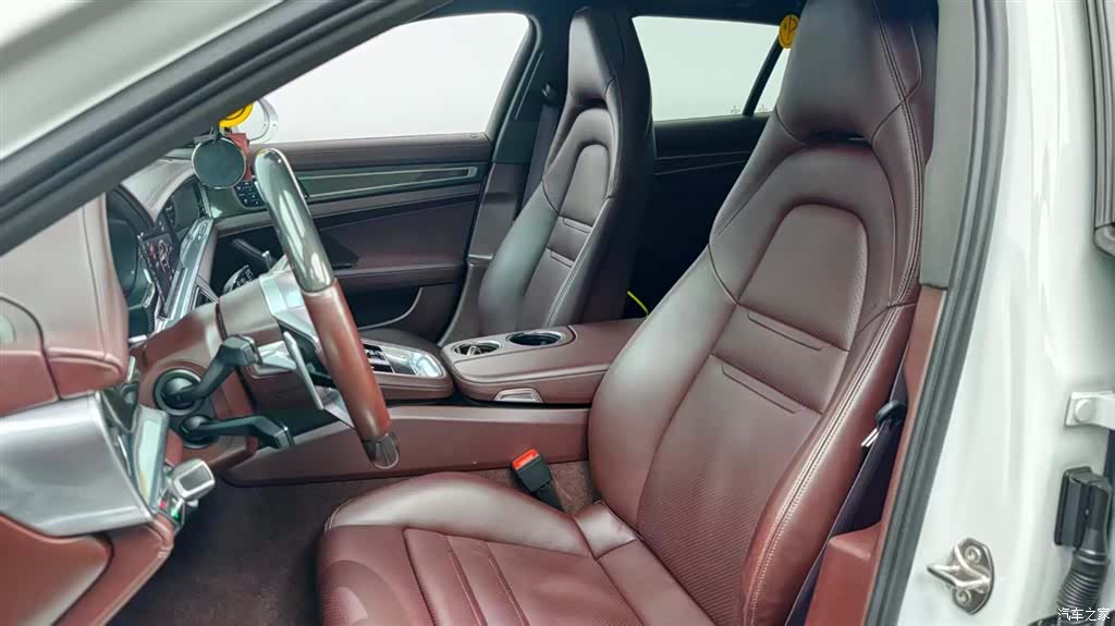 Porsche Panamera, 2018 12