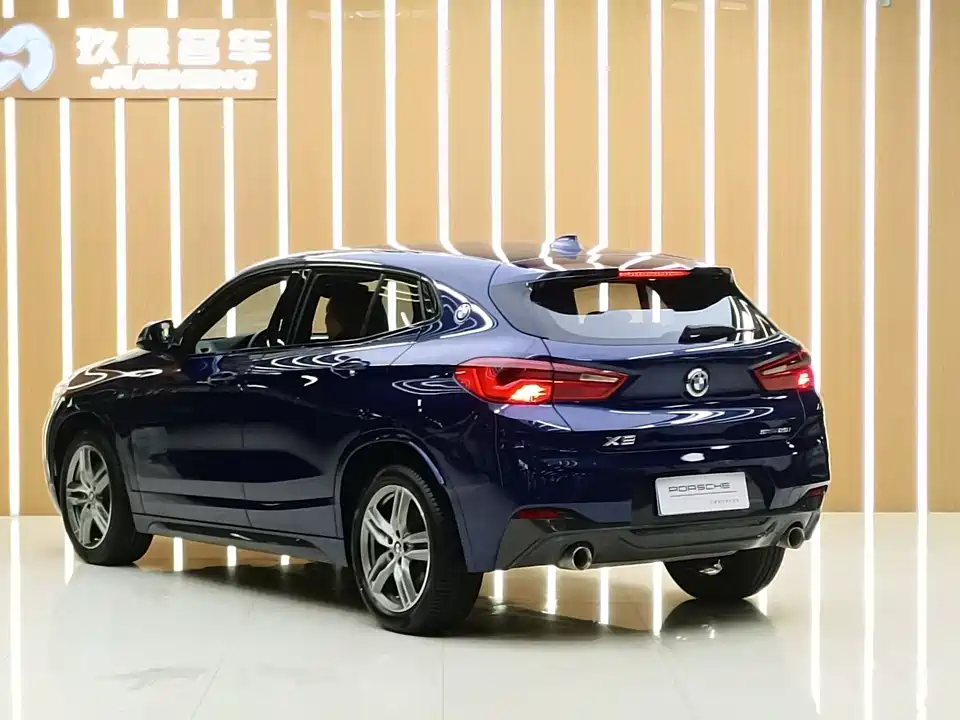 BMW X2