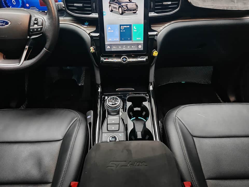 Ford Explorer Ford Explorer