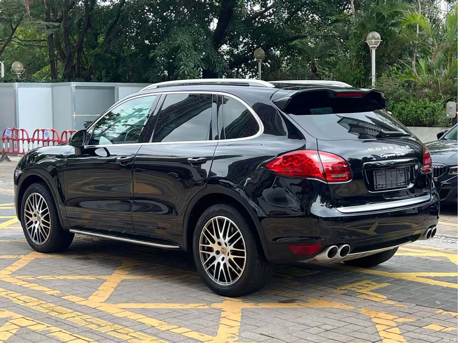 Porsche Cayenne, 2011 9