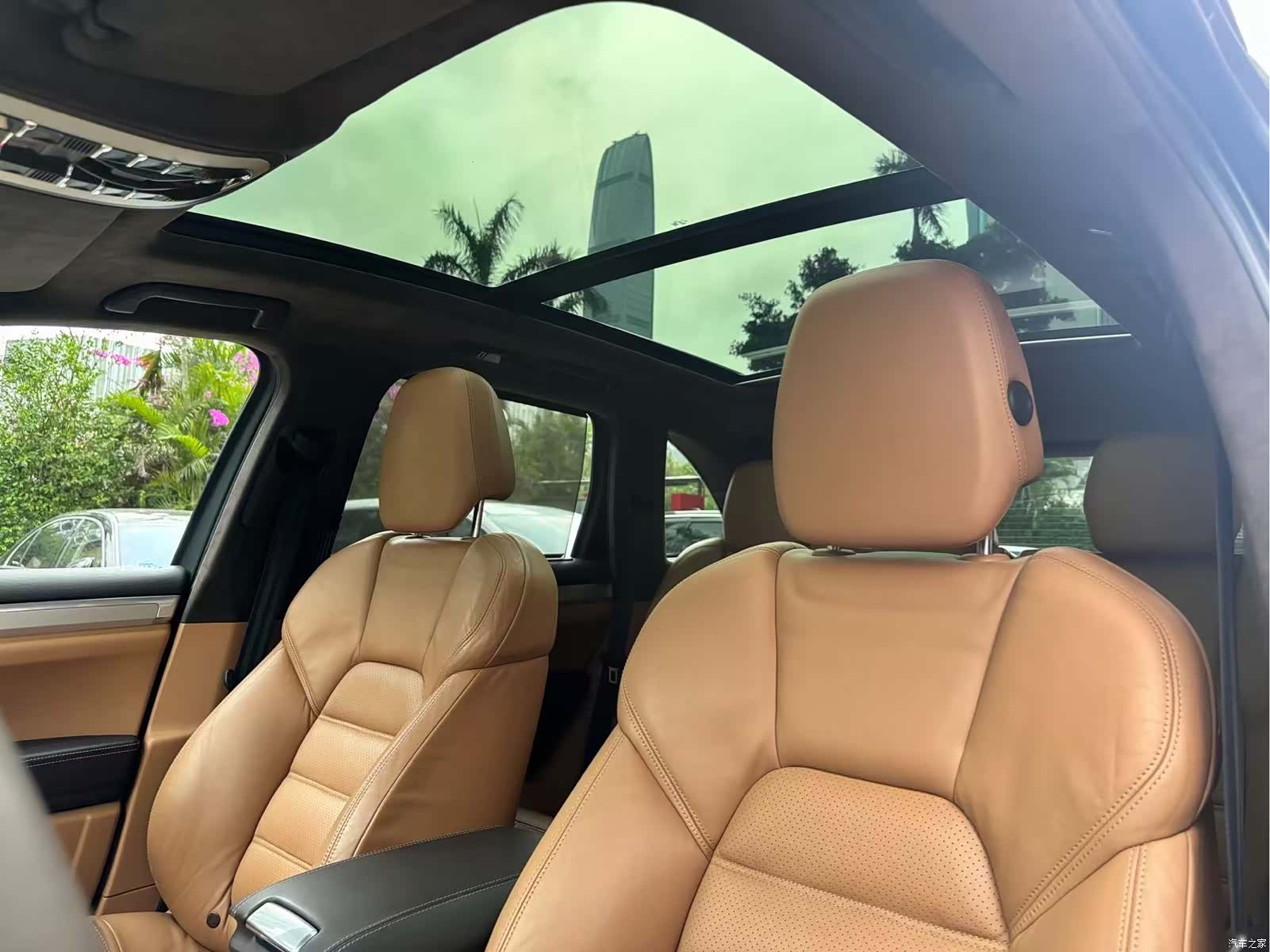 Porsche Cayenne, 2011 23
