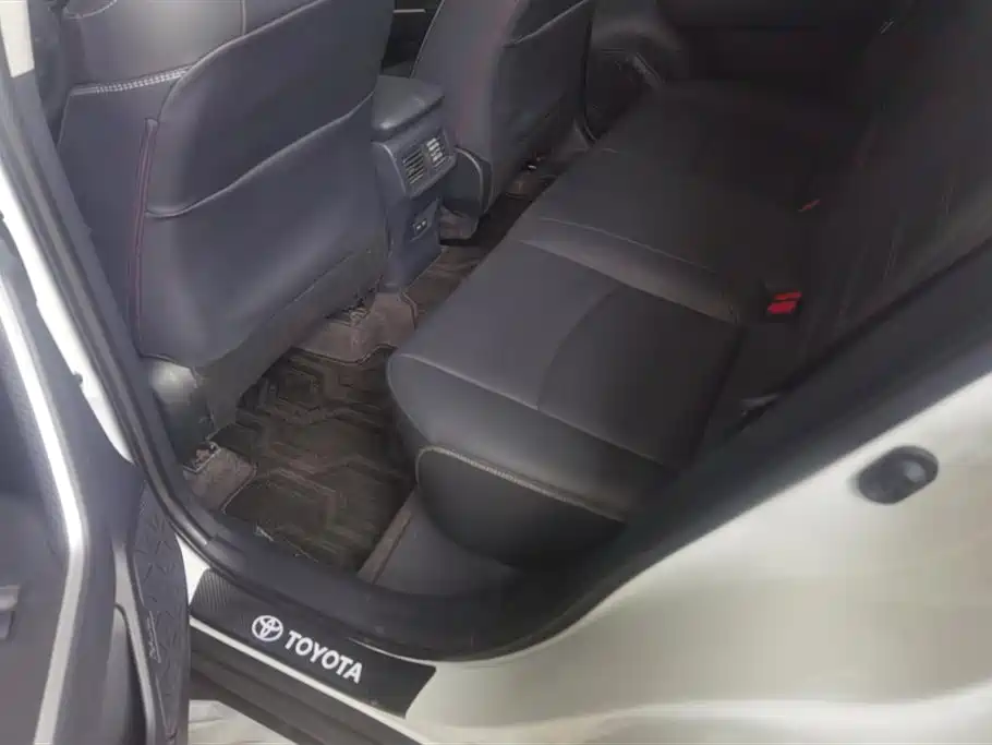 Toyota RAV4 Rongfang