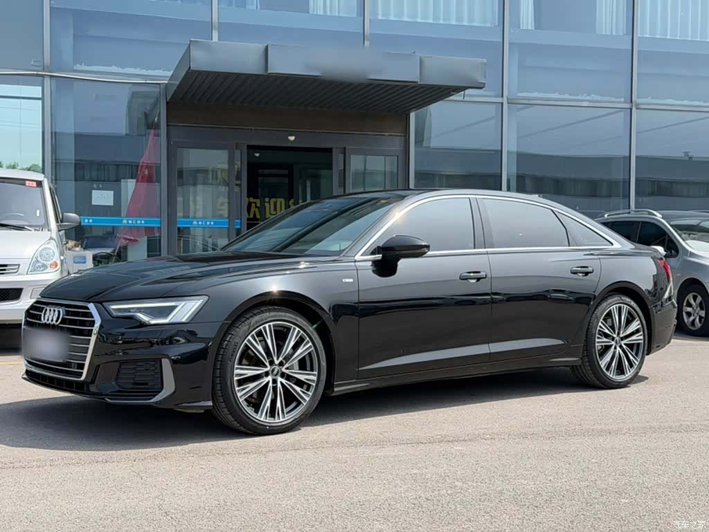 Audi A6L, 2022 1