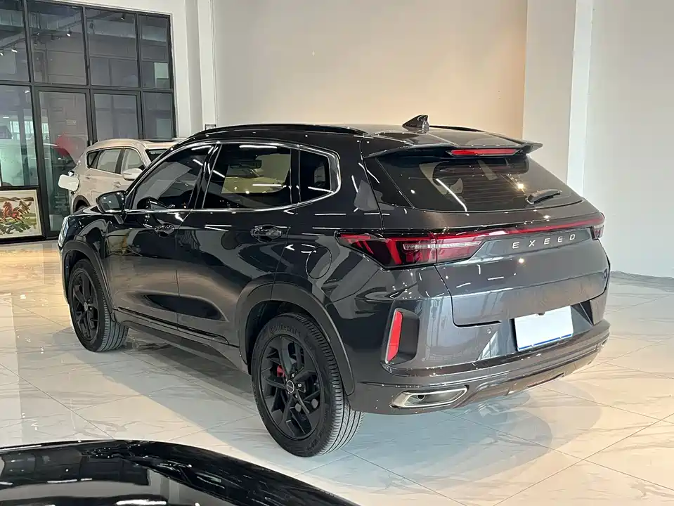 Exeed Chasing the wind