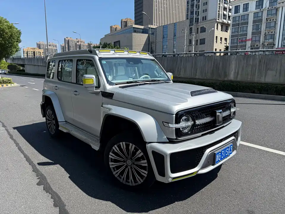 CrossBoundary Co-creation tank 300