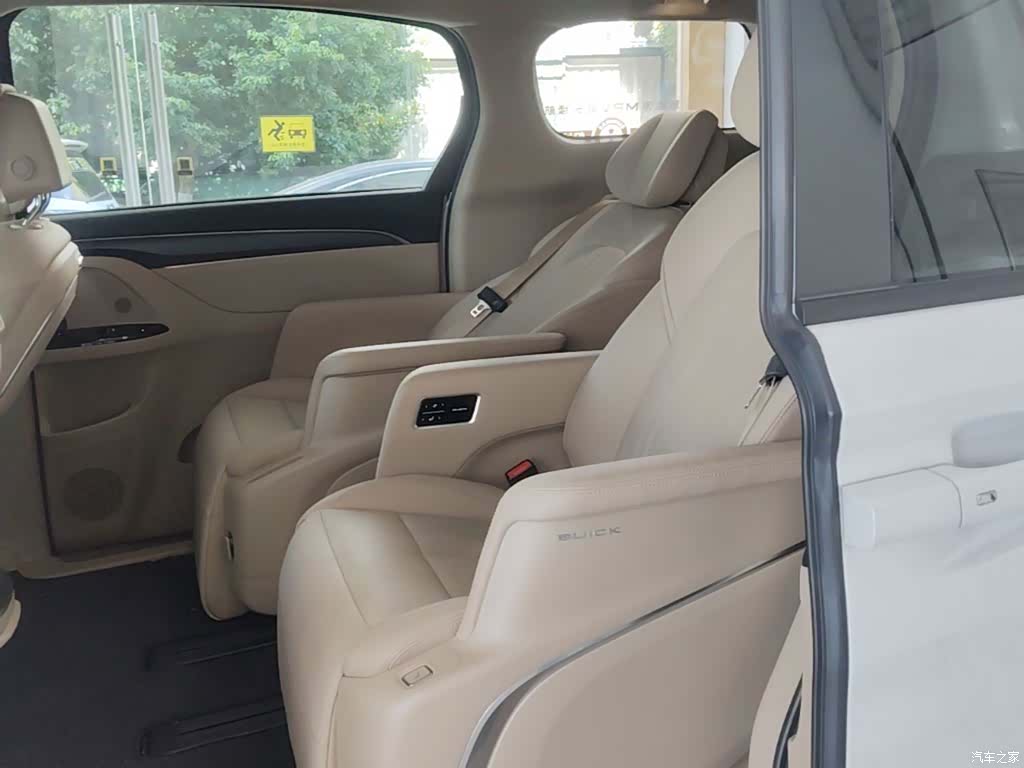 Buick GL8, 2025 17