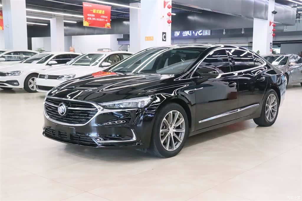 Buick LaCrosse, 2021 1