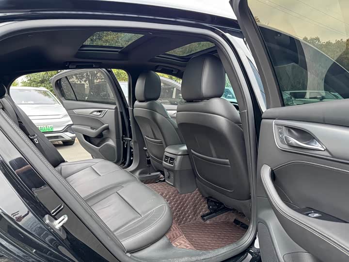 Cadillac CT5 2022 28T Люкс