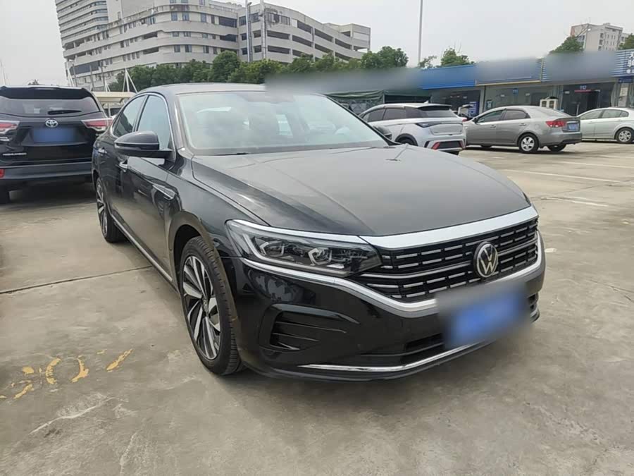 Volkswagen Passat 2024, фото 3