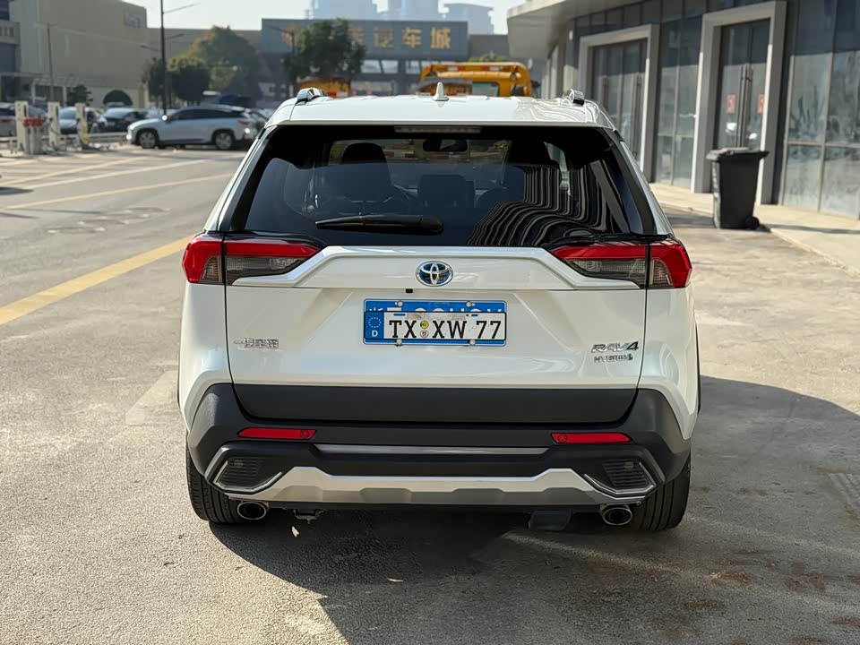 Toyota RAV4 Rongfang Dual Engine E+