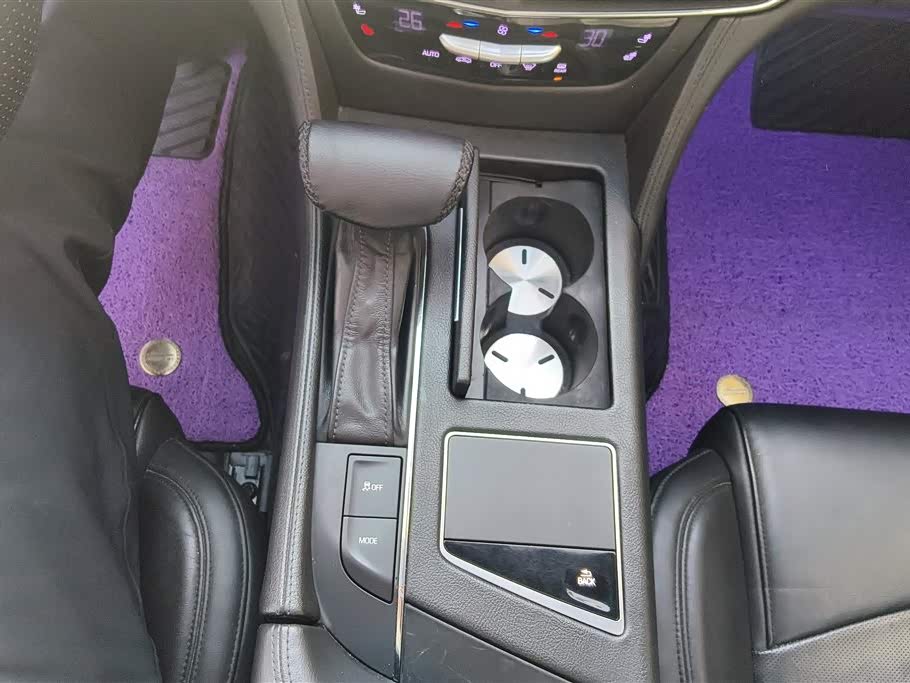 Cadillac CT6 PLUG-IN