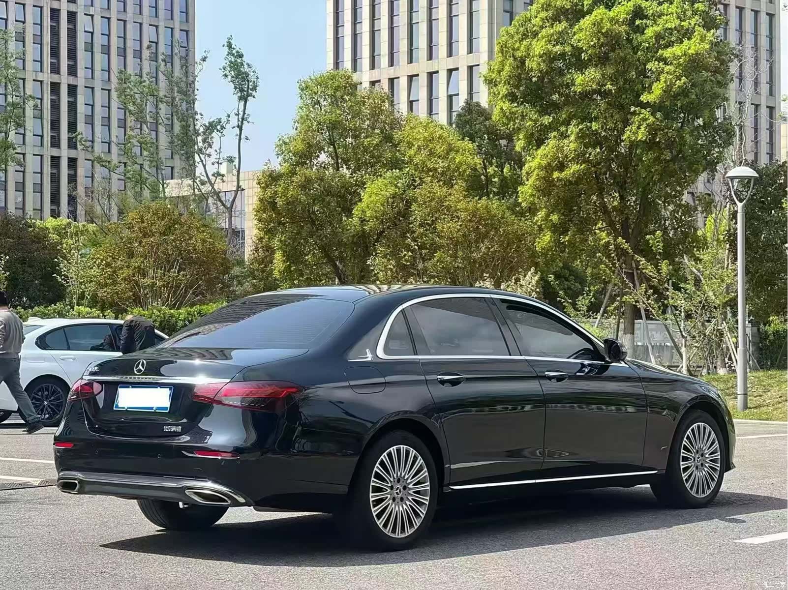 Mercedes-Benz E-Class, 2023 6