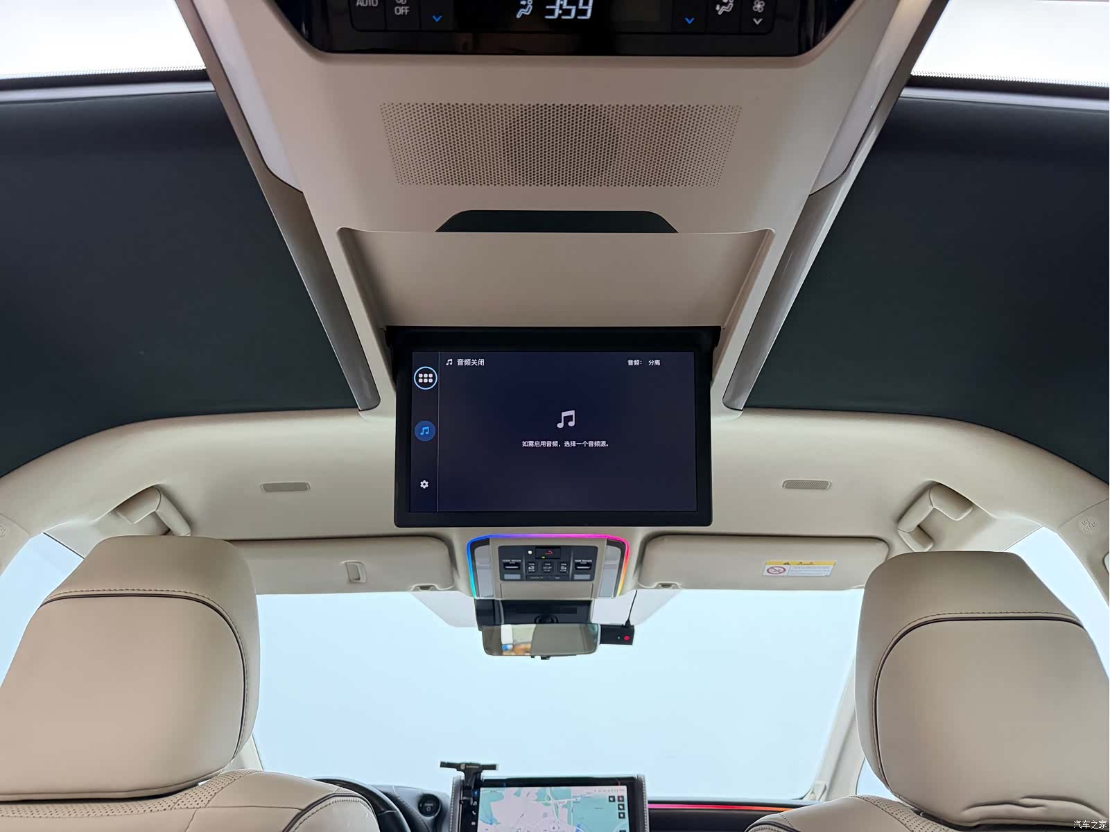 Toyota Alphard, 2024 24