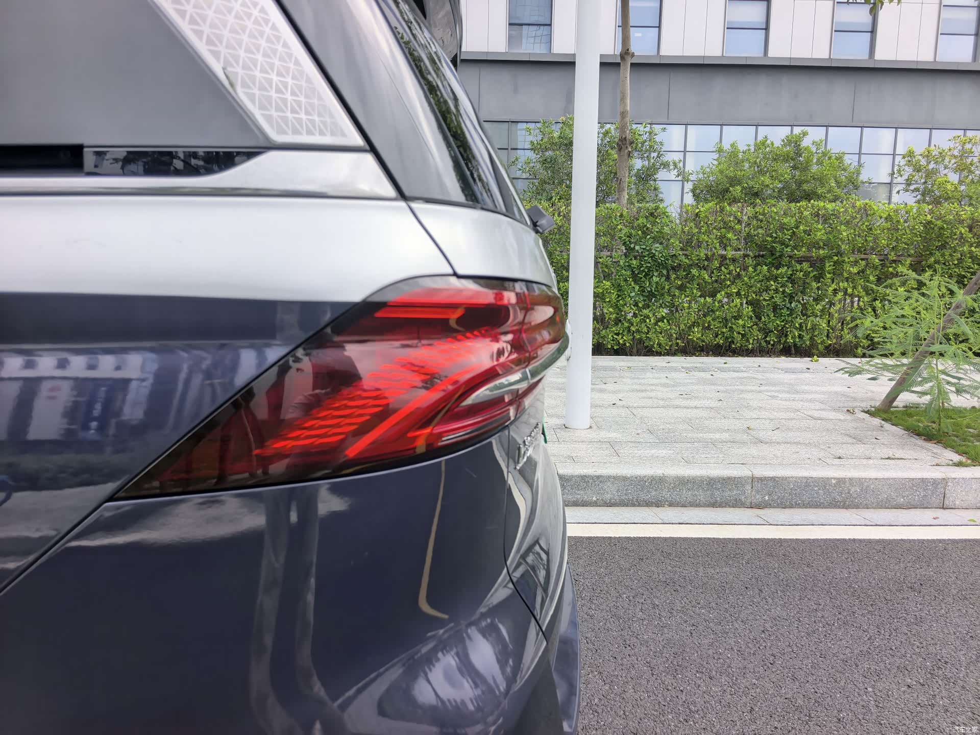 Roewe iMAX8, 2023 19