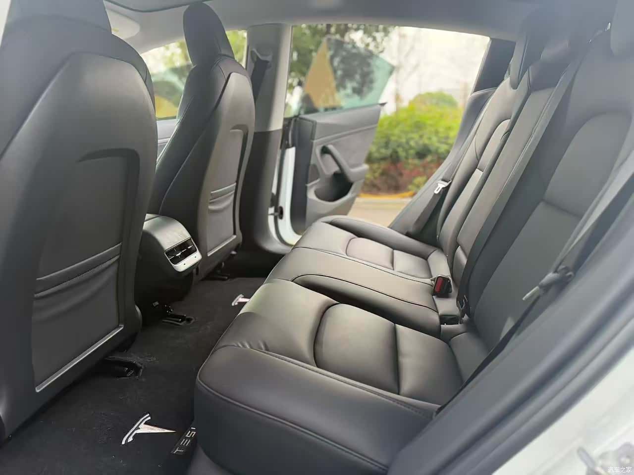 Tesla Model 3, 2021 6