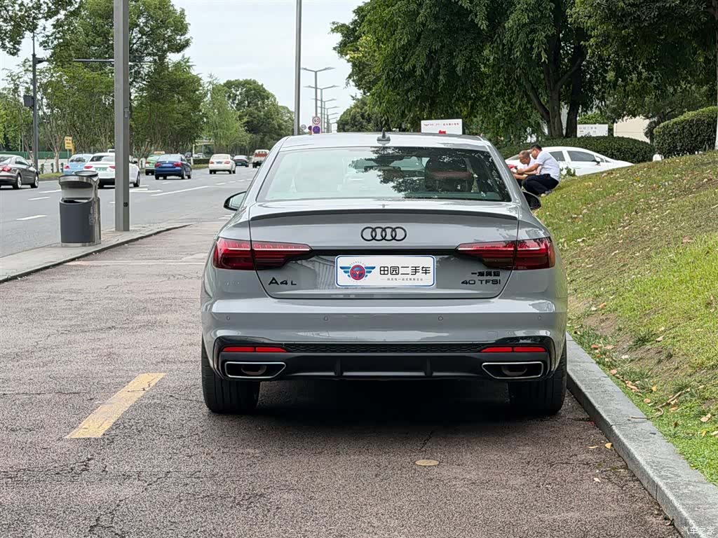 Audi A4L, 2025 все фото