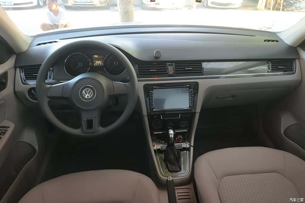 Volkswagen Bora, 2014 12