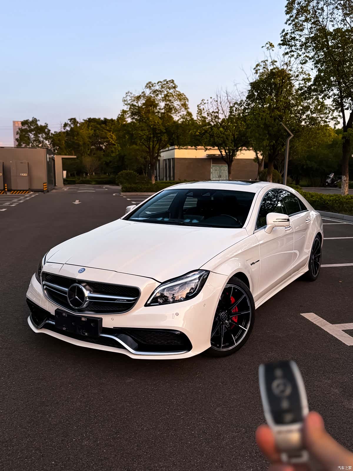 Mercedes-Benz CLS, 2017 1