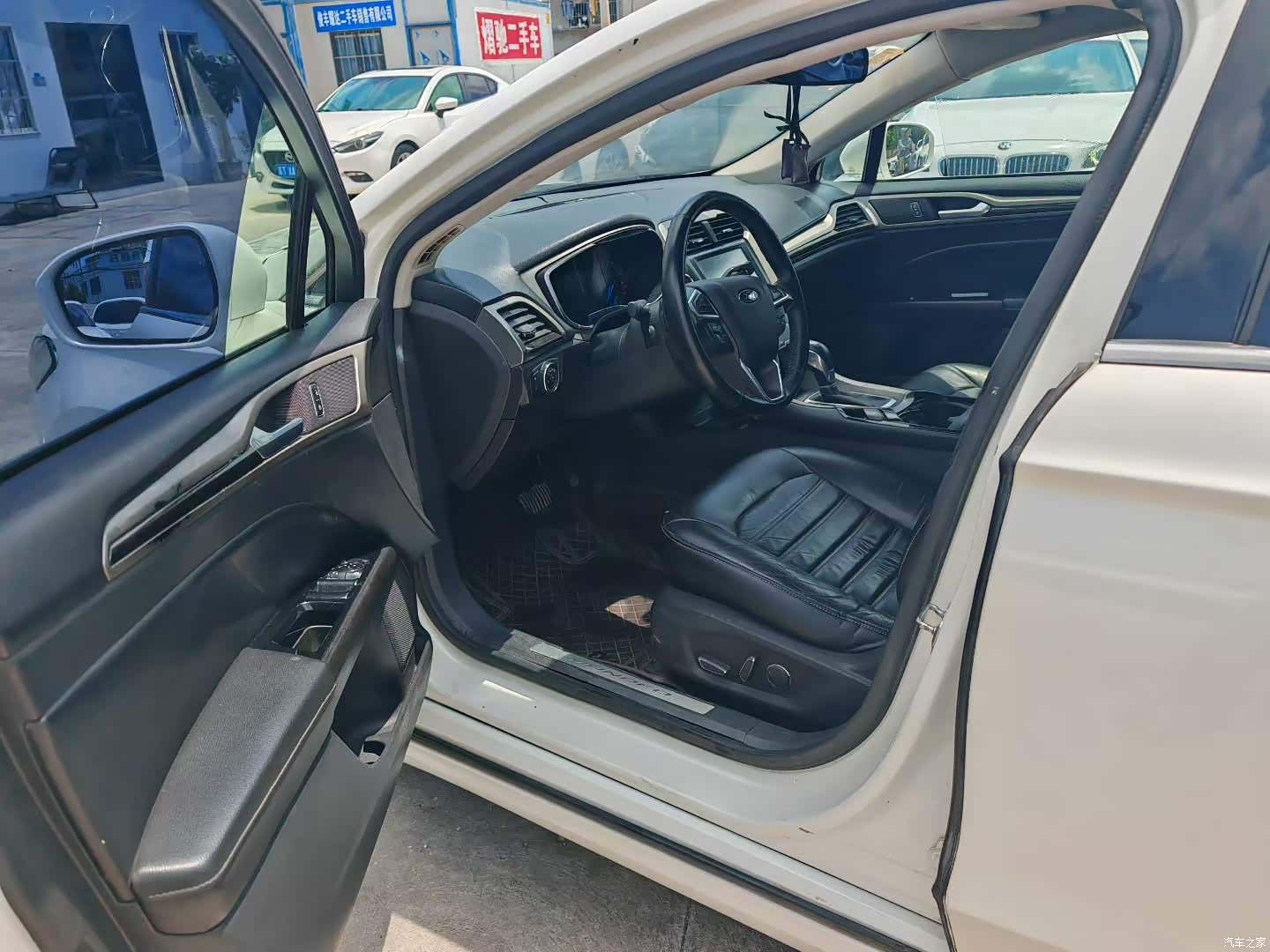 Ford Mondeo, 2015 4