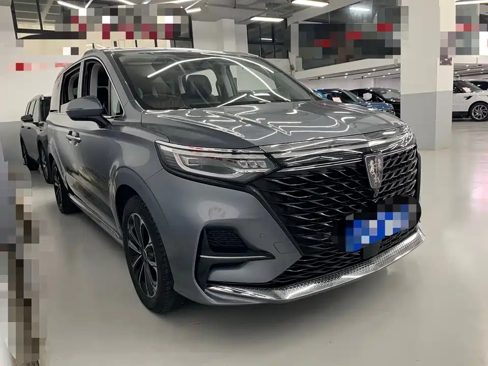 Roewe iMAX8