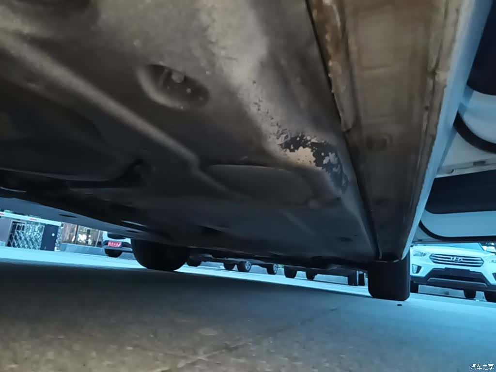 Volkswagen L, 2017 21