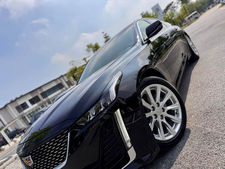 Cadillac CT5