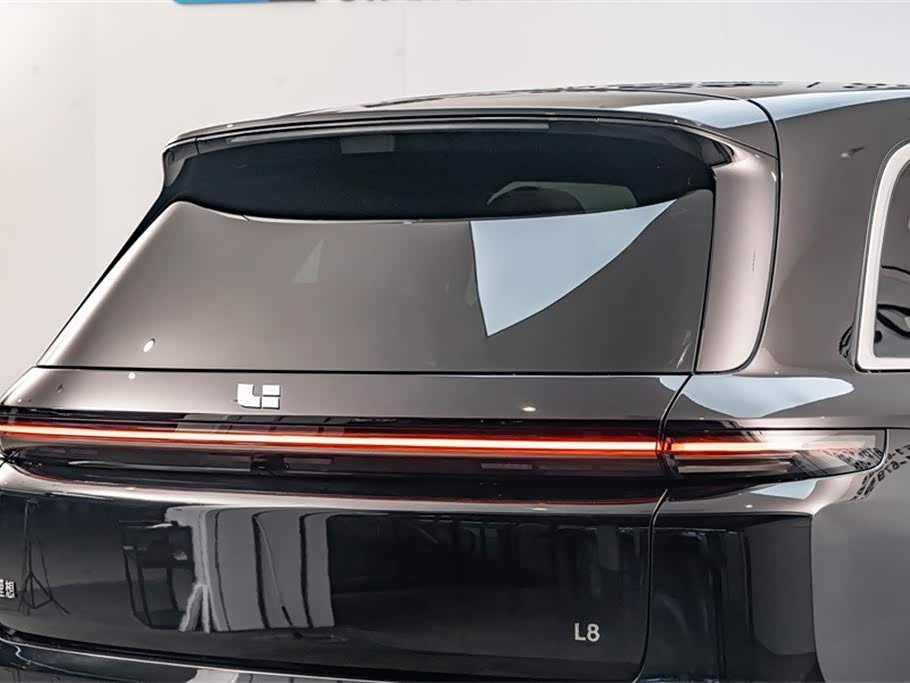 Li Auto Ideal L8