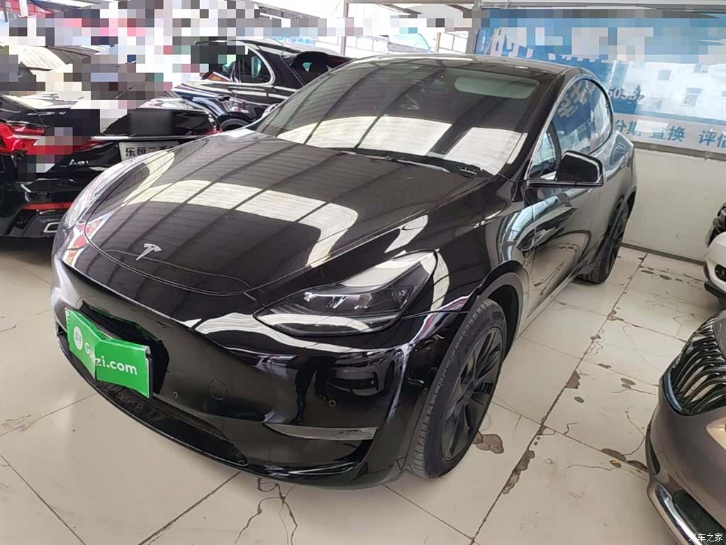 Tesla Model Y, 2024 1