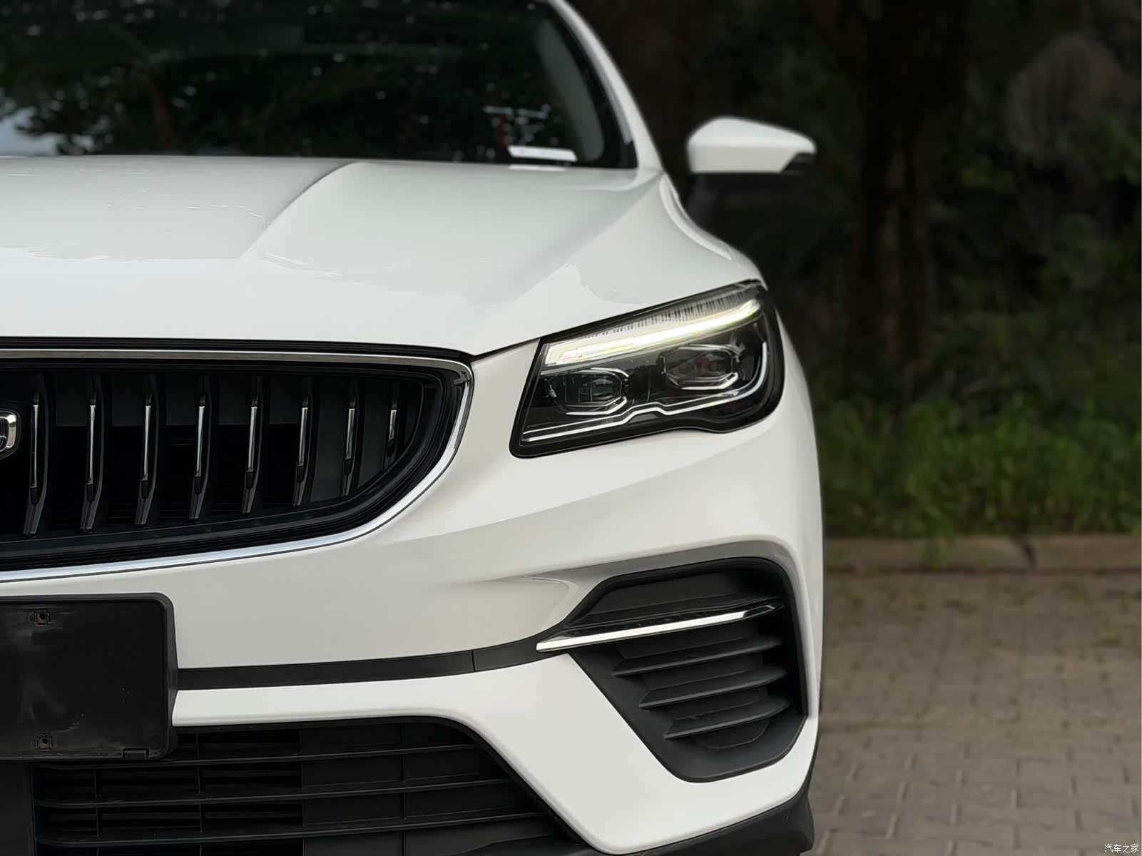Geely Emgrand, 2022 7