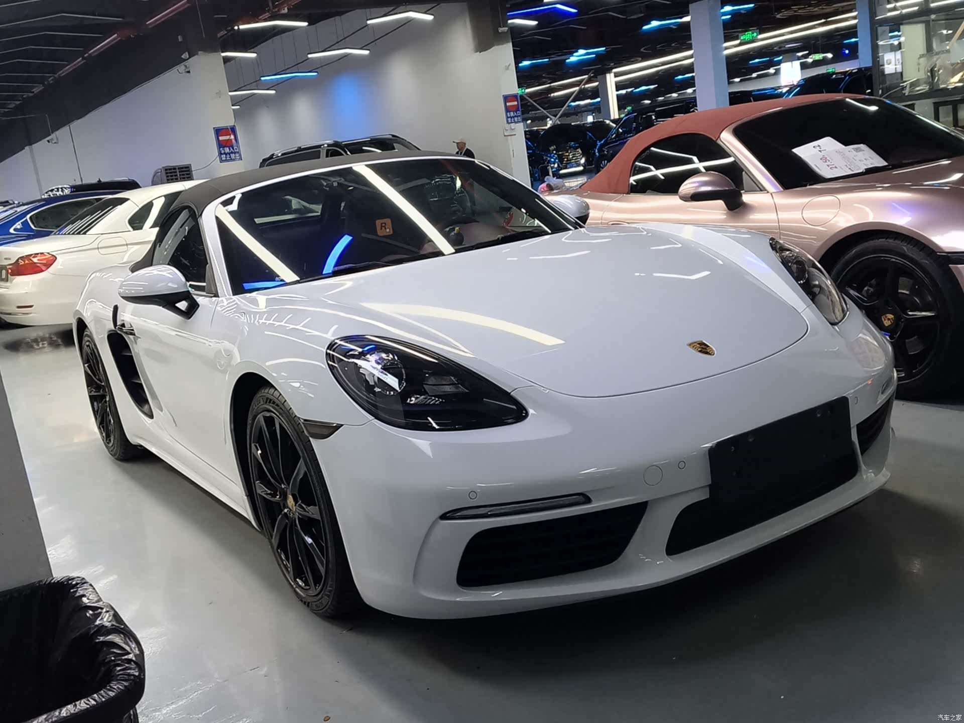 Porsche Boxster, 2018 3