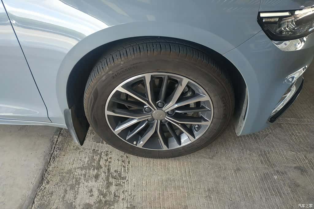 Geely Preface, 2025 6