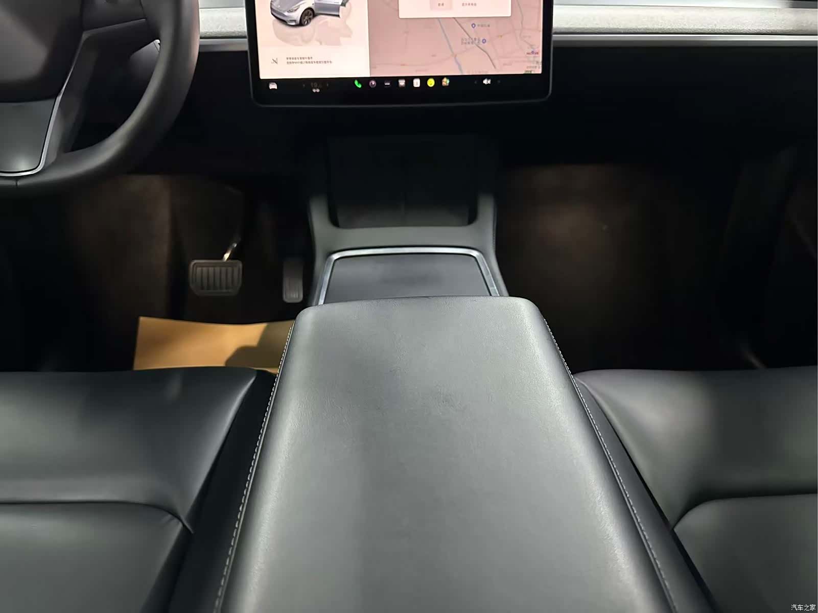 Tesla Model Y, 2023 16