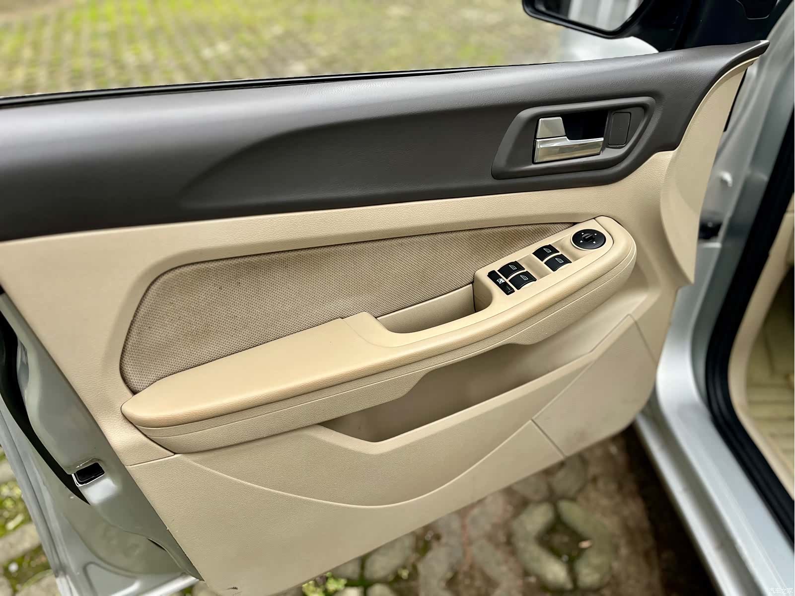 Ford Focus, 2011 17