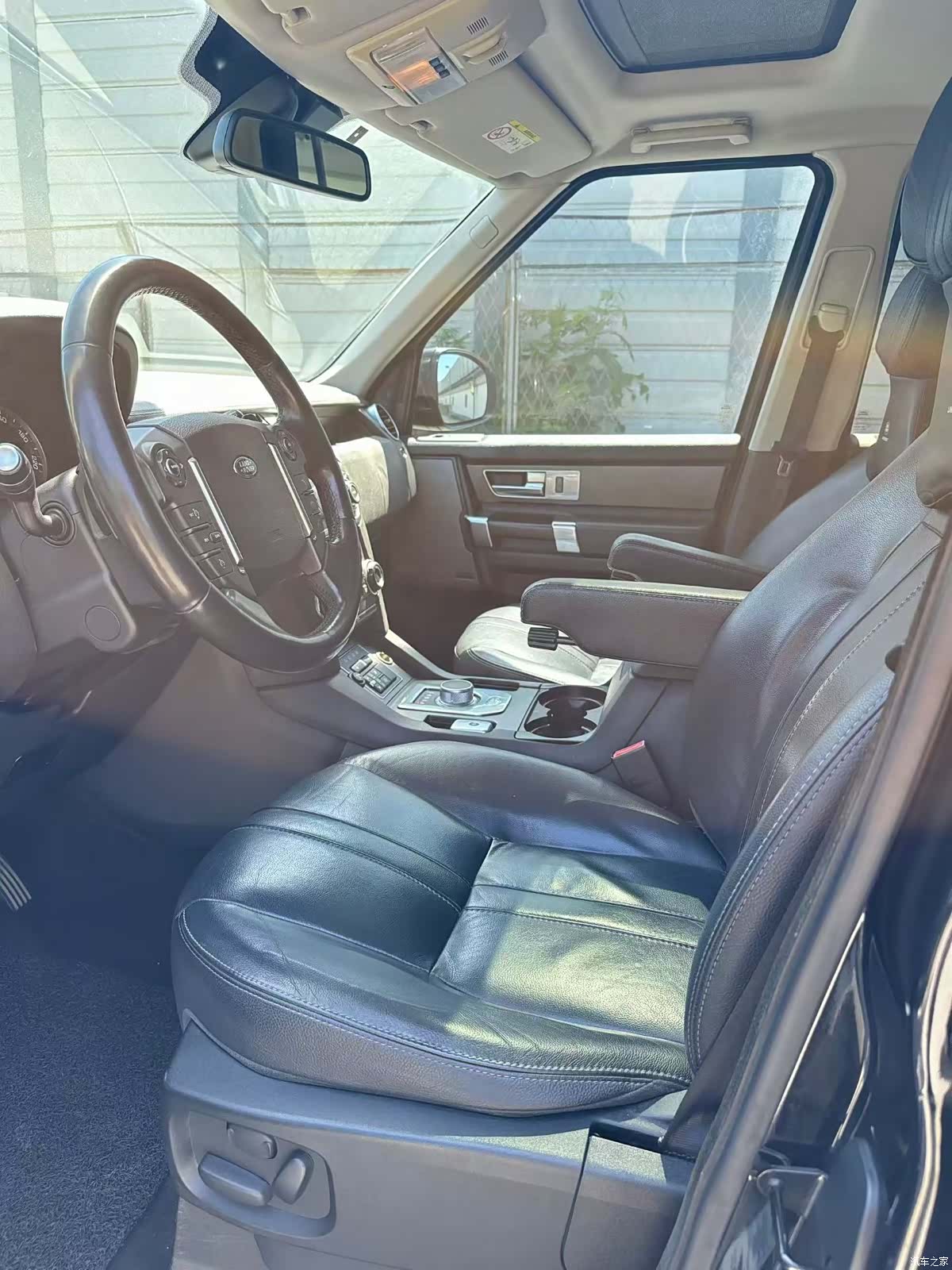 Land Rover Discovery, 2016 все фото