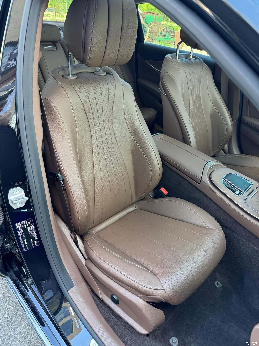 Mercedes-Benz E-Class, 2021 15