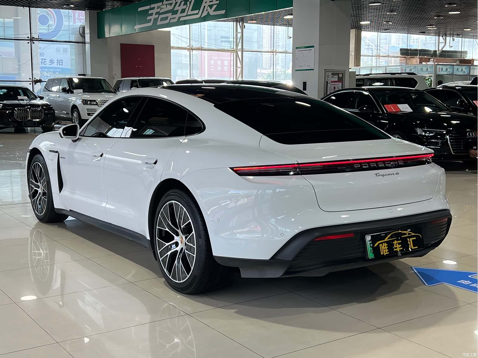 Porsche Taycan, 2025 7