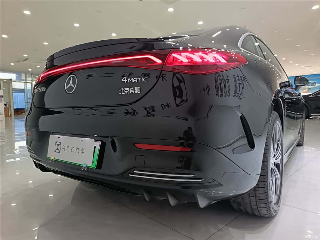 Mercedes-Benz EQE, 2025 7