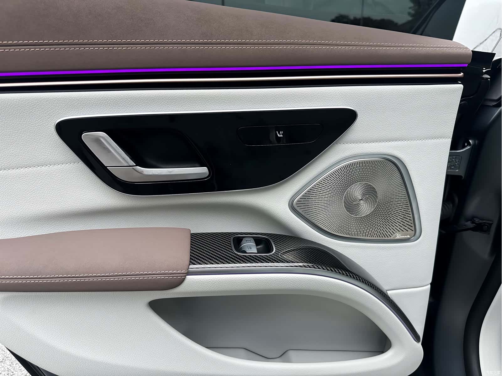 Mercedes-Benz EQS, 2025 20