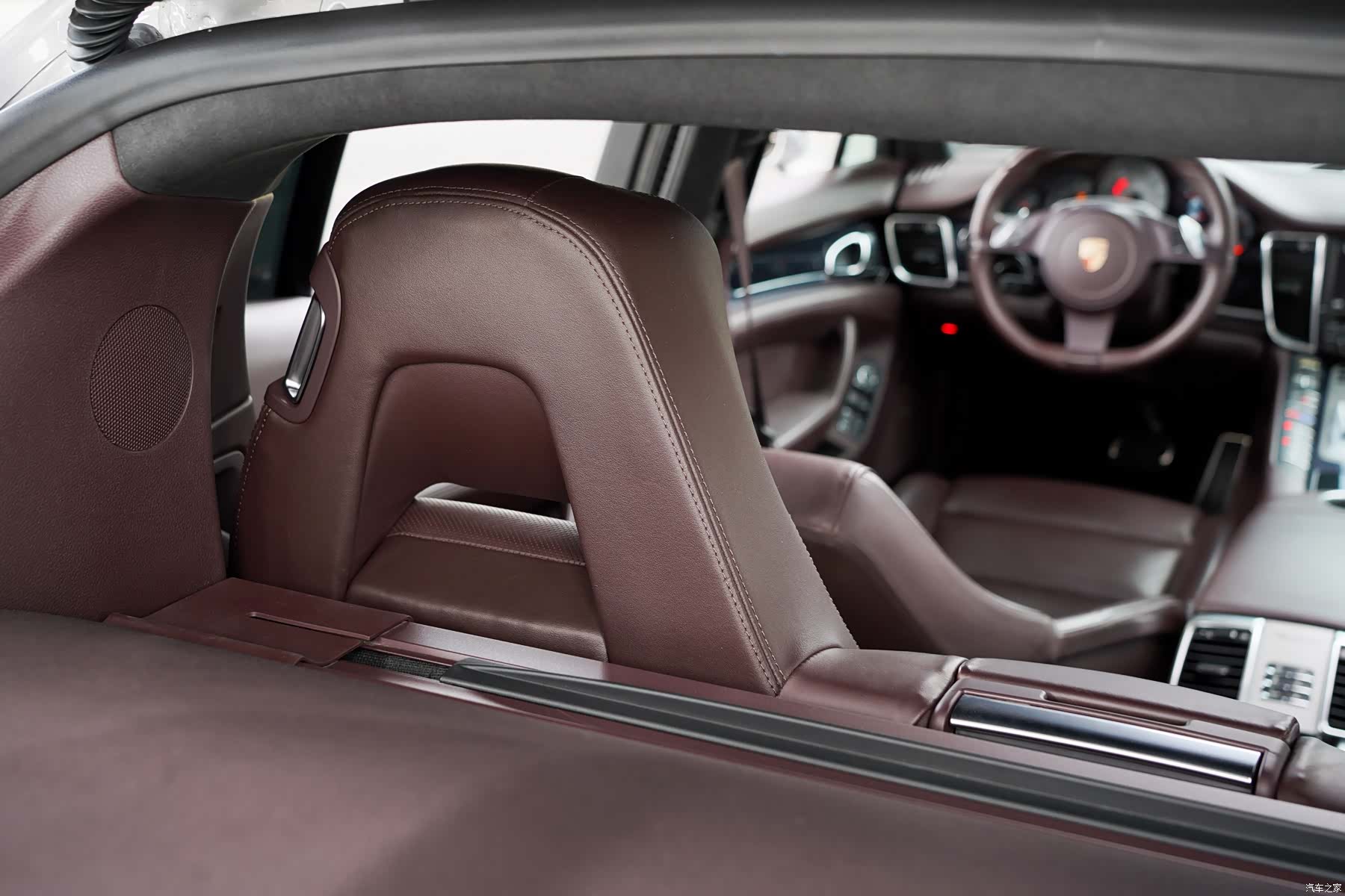 Porsche Panamera, 2012 38