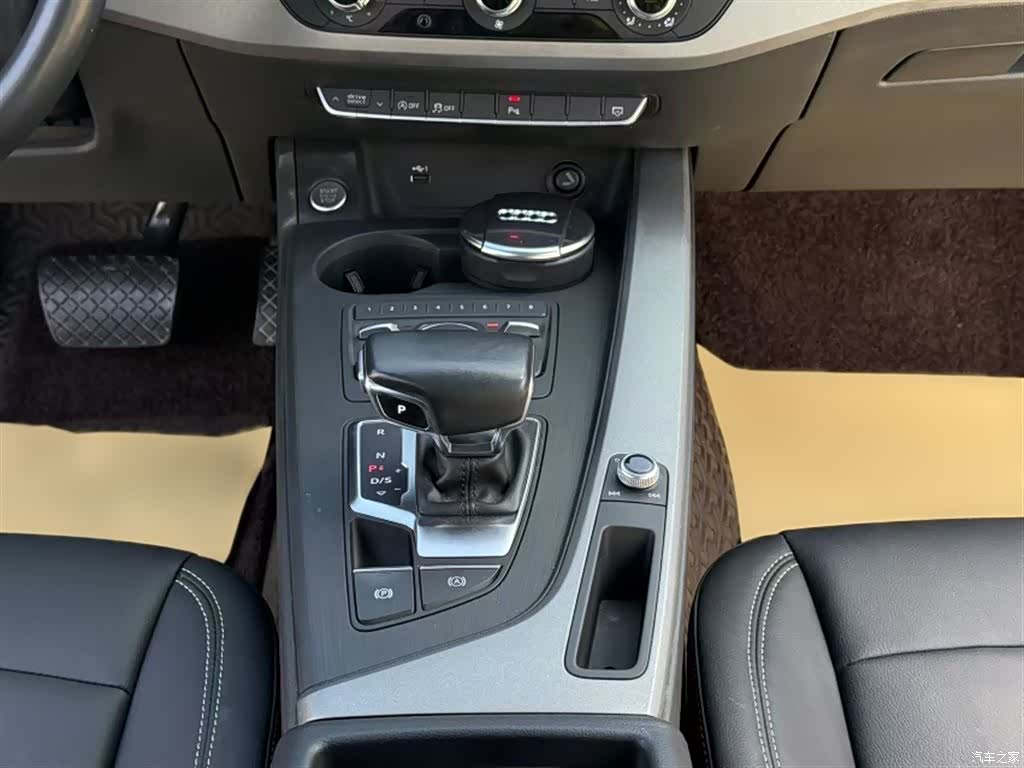 Audi A4L, 2019 7